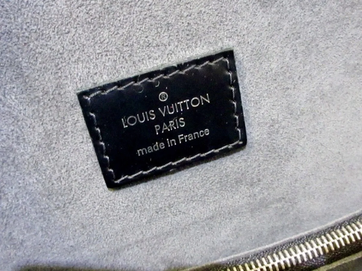 Black Epi Leather Pont-Neuf GM Handbag — image 18