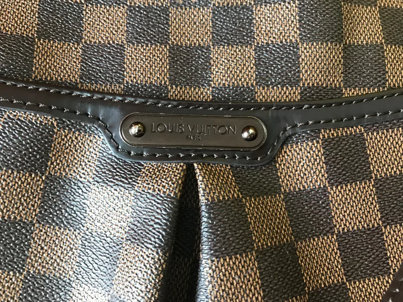 Bloomsbury GM Damier Ebene Handbag — image 4