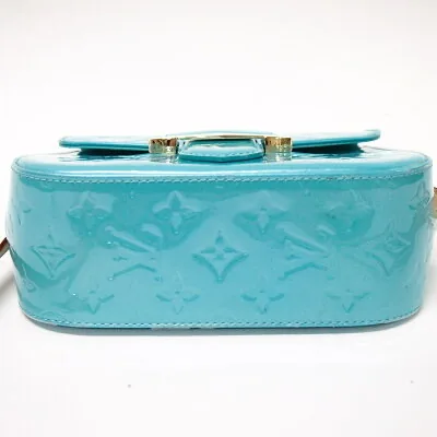 Blue Lagoon Bellflower PM Vernis Monogram Messenger — image 3