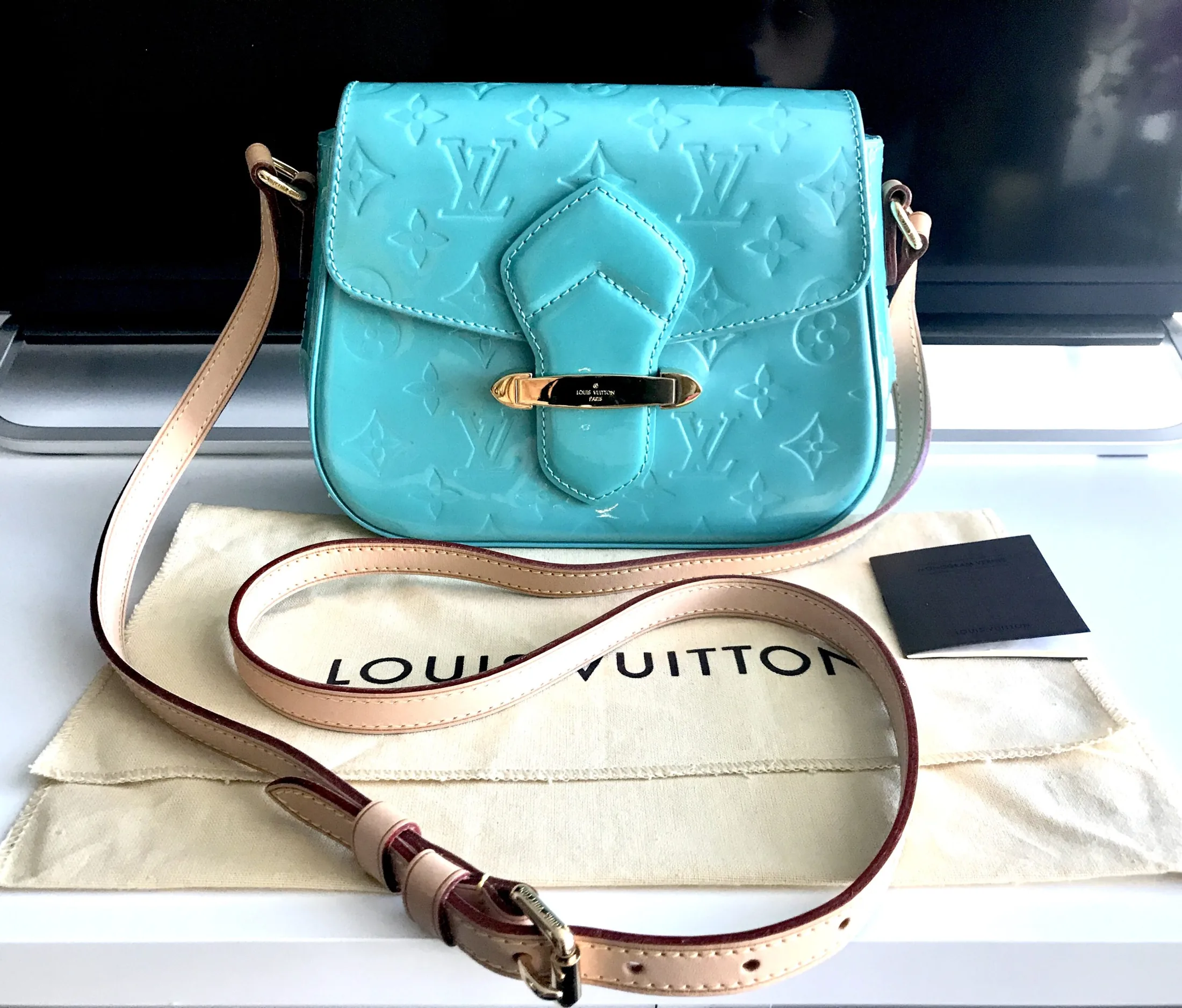 Blue Lagoon Bellflower PM Vernis Monogram Messenger — image 5