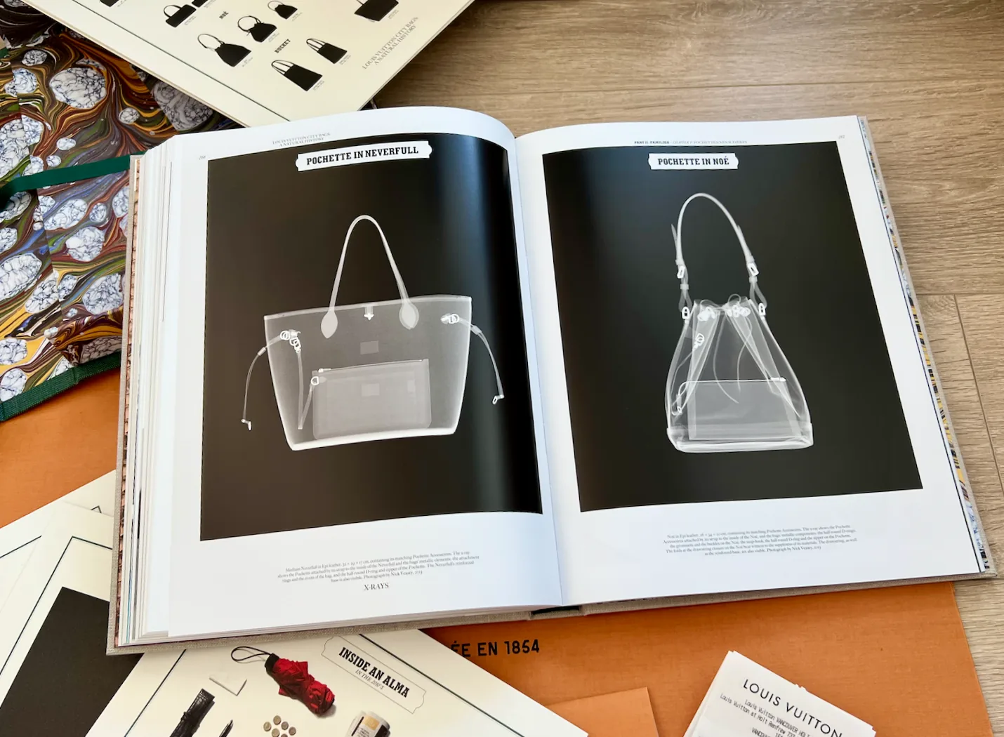 City Bags: A Natural History Book/New/Receipt — image 11