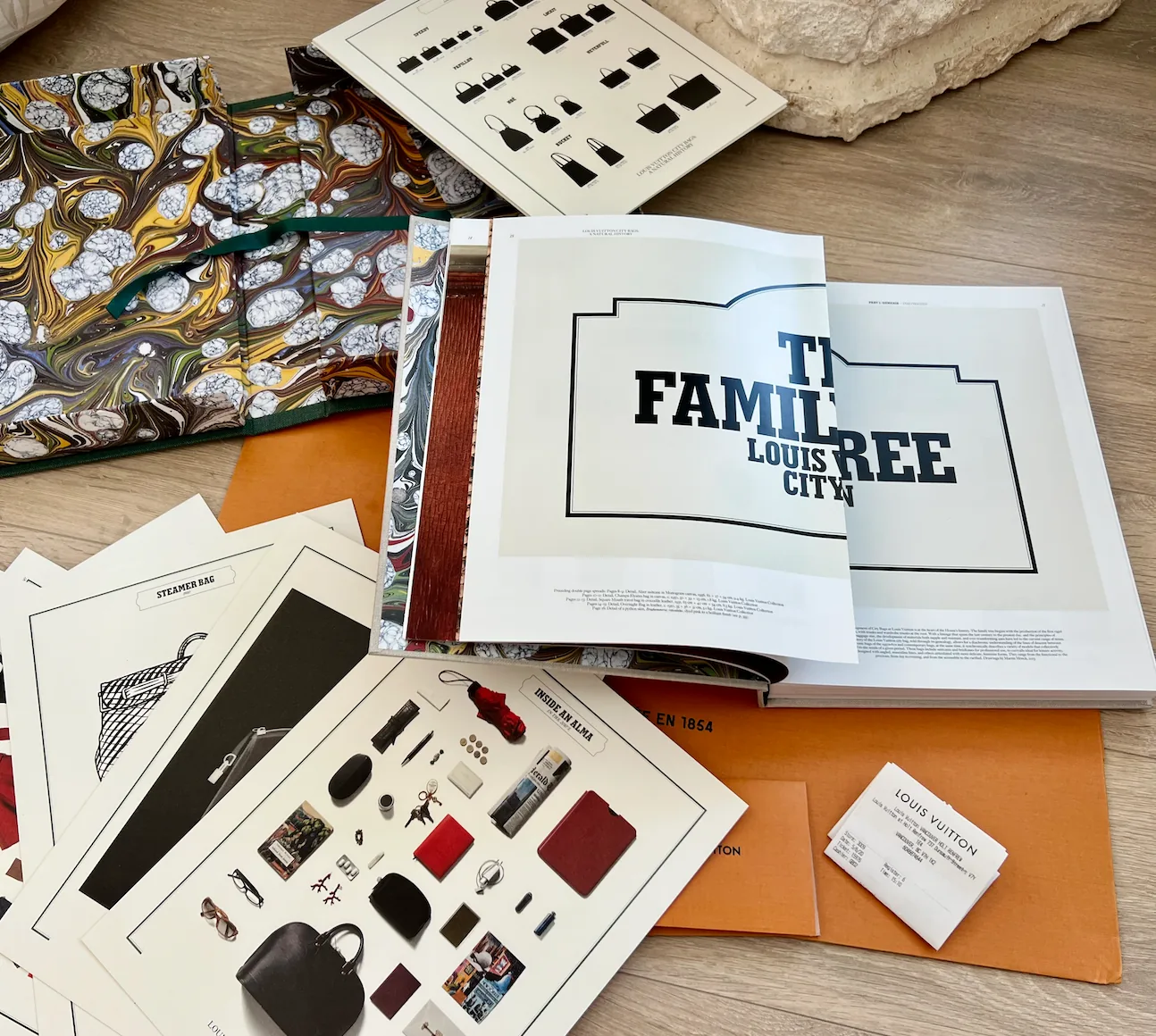 City Bags: A Natural History Book/New/Receipt — image 13