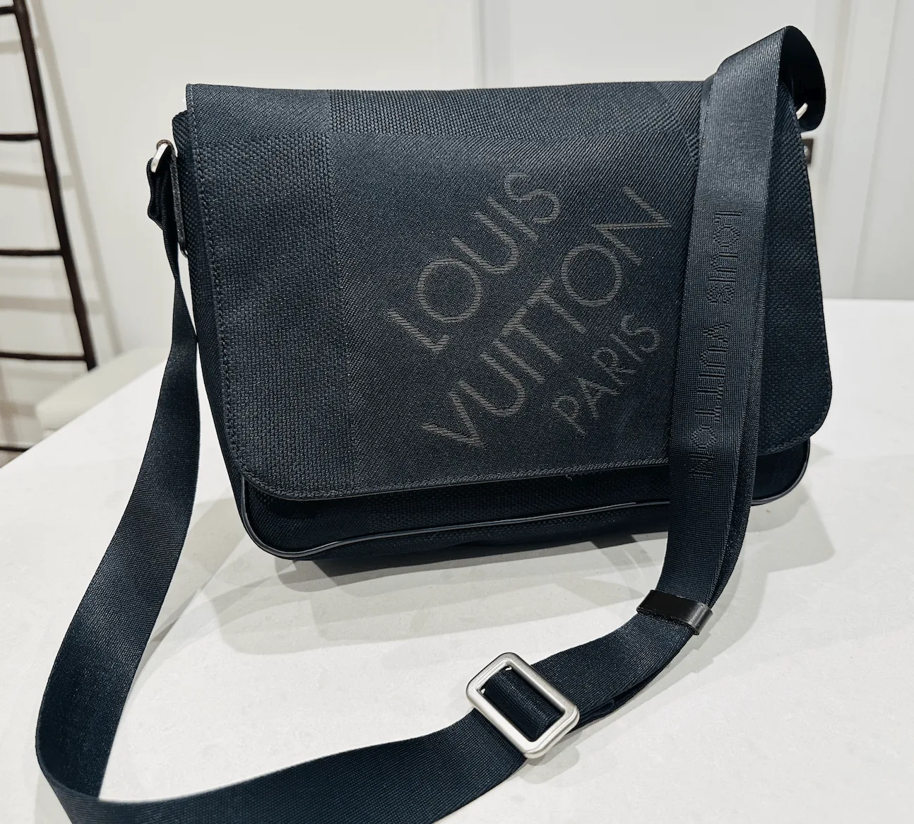 Damier Geant Signature Black Messenger Bag — image 2