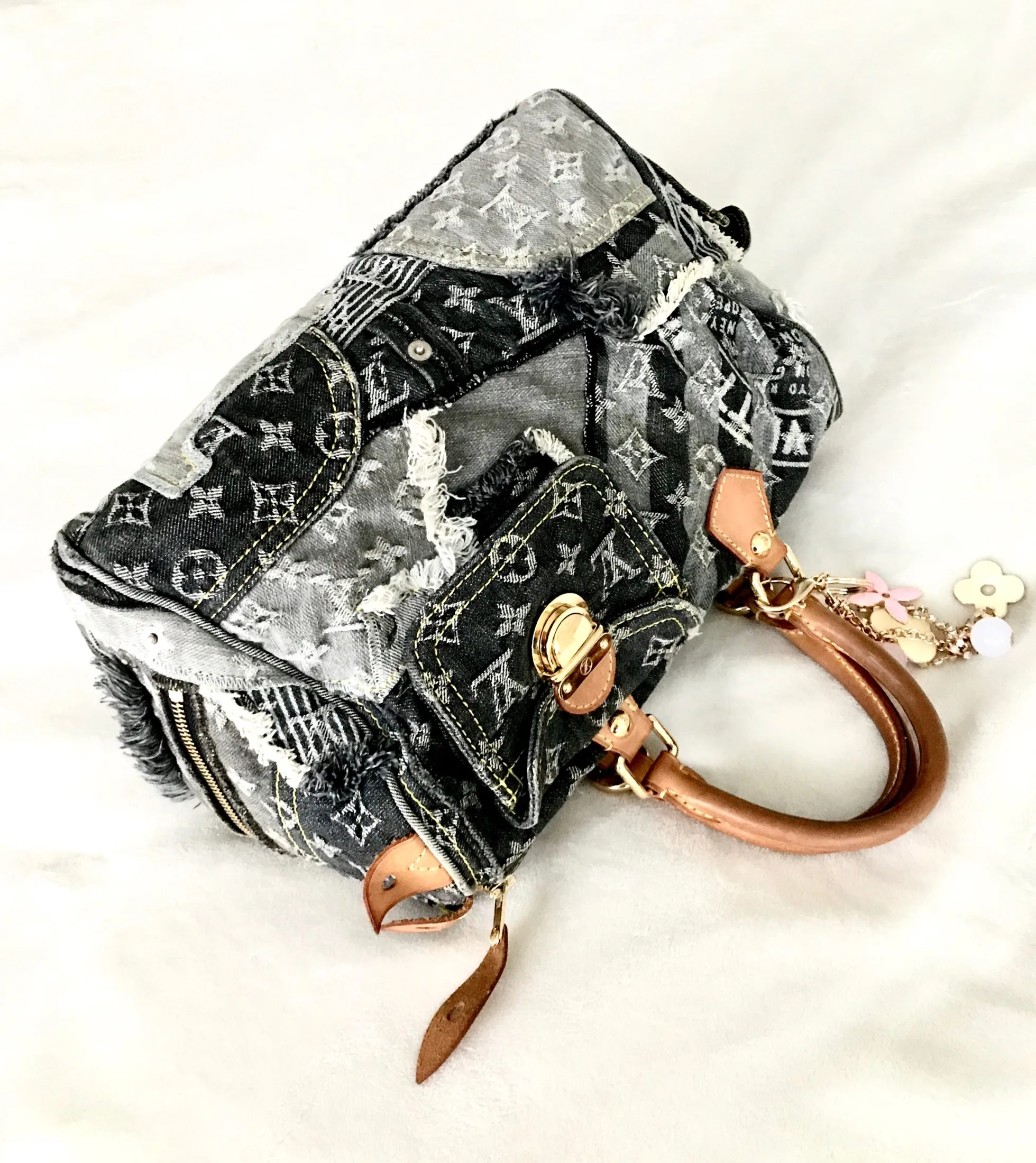 Louis Vuitton Denim Patchwork Speedy 30 Boston Handbag — image 4