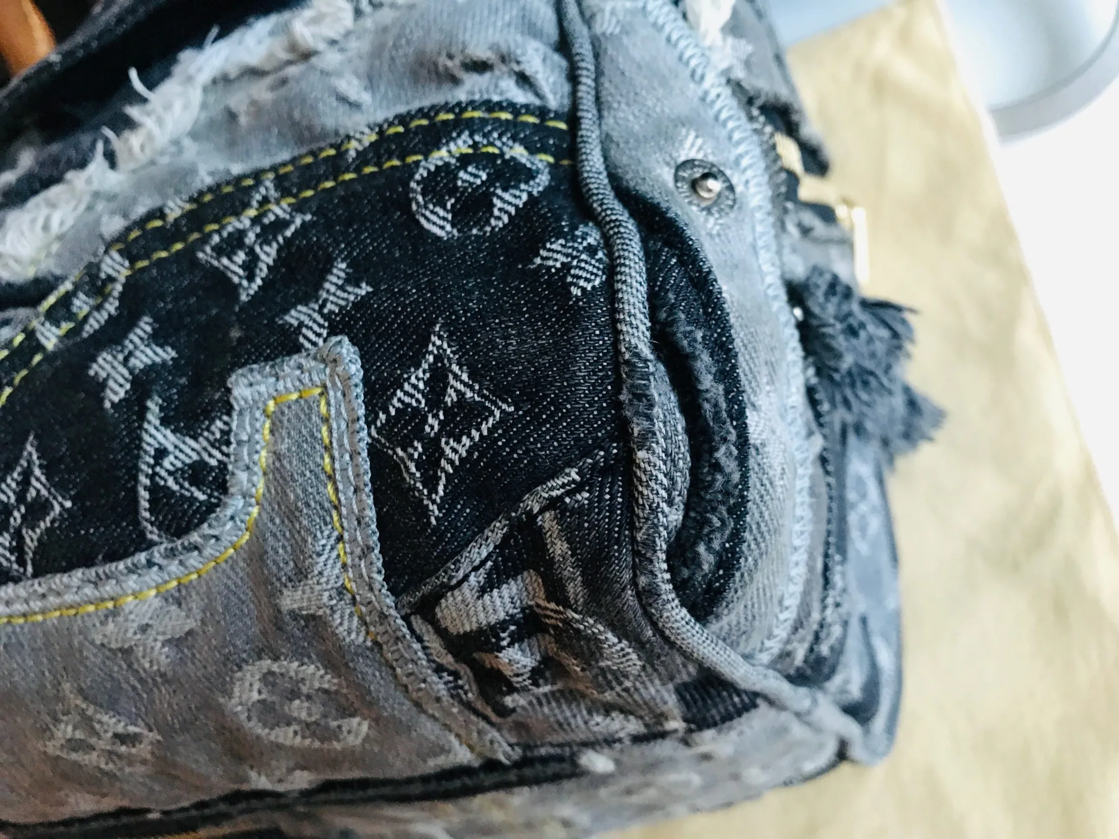 Louis Vuitton Denim Patchwork Speedy 30 Boston Handbag — image 20