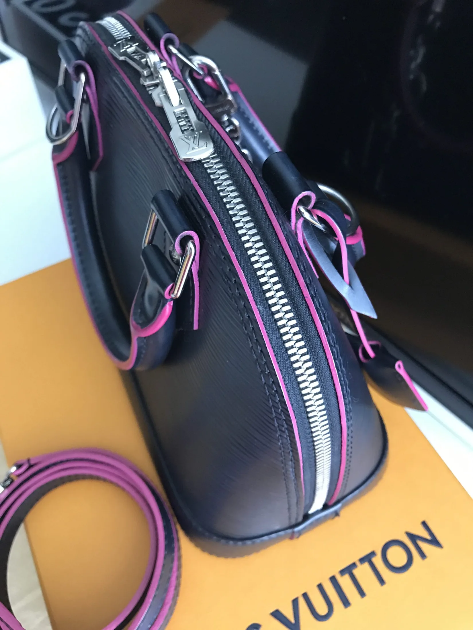 Louis Vuitton Epi Leather-Black/Hot Pink Alma BB Handbag — image 11