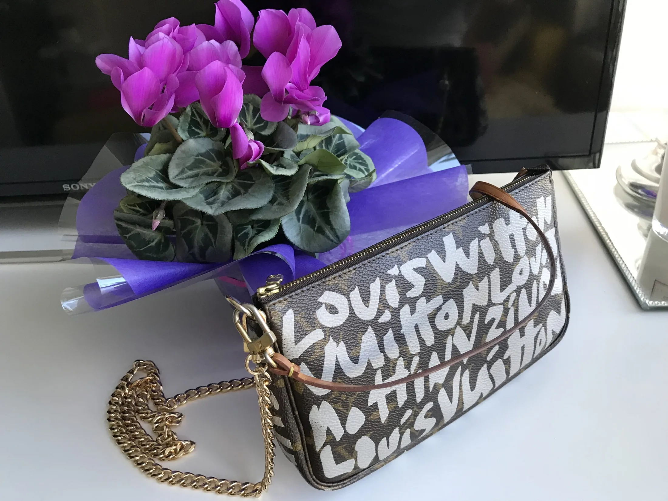 Graffiti Monogram Pochette Handbag w/Chain — image 4