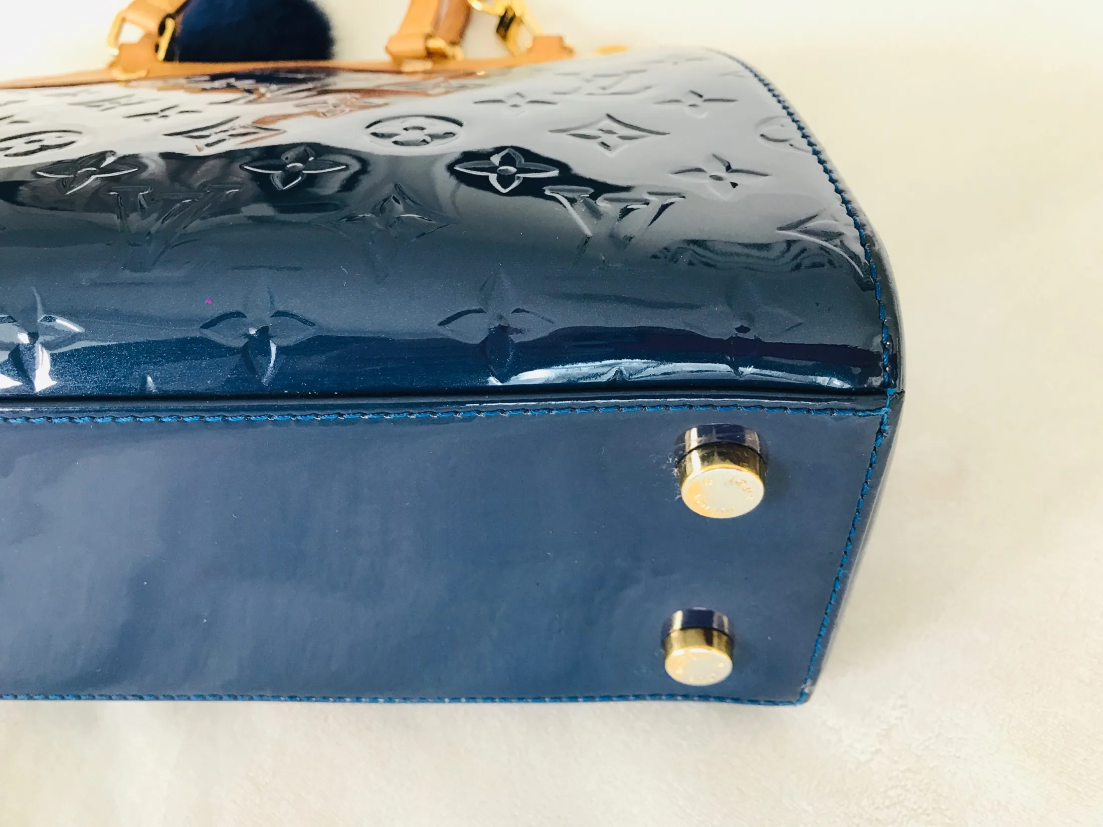 Louis Vuitton Grand Blue Vernis Brea MM Handbag — image 14
