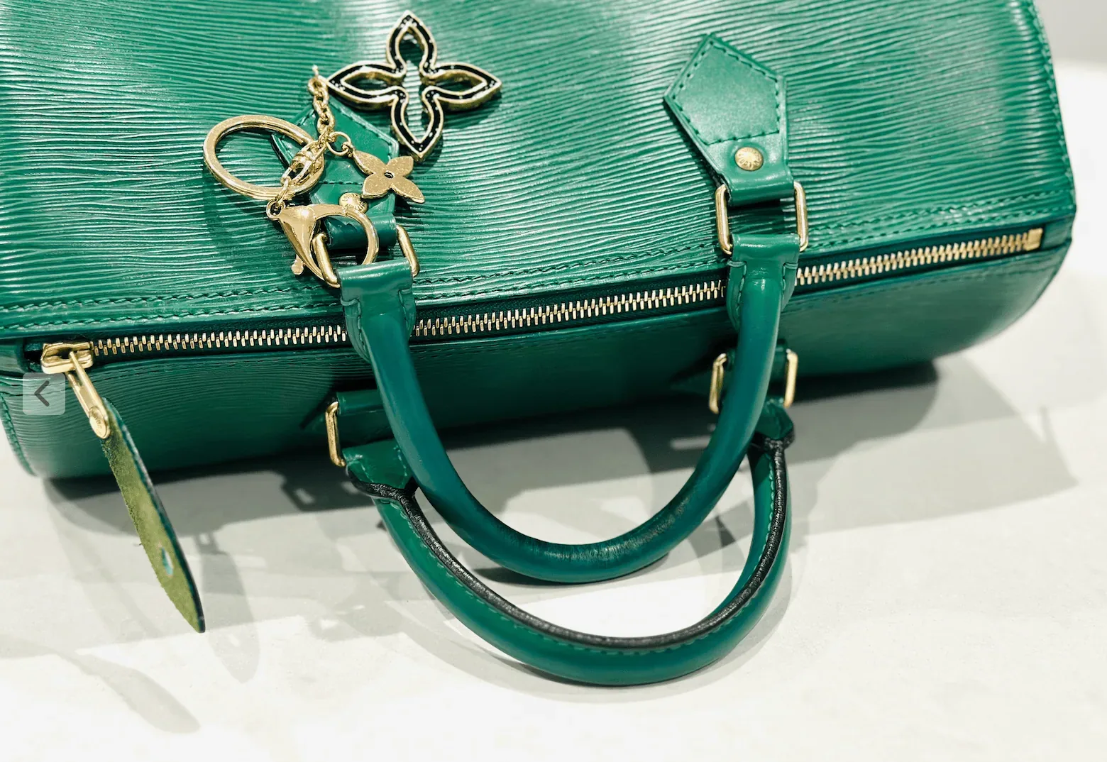Green Epi Leather Speedy 35 Handbag — image 9