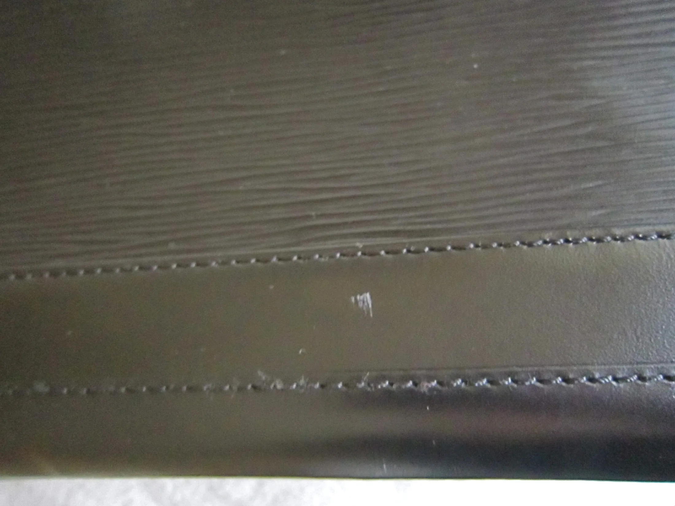 Large Black Epi Noe Handbag — image 11