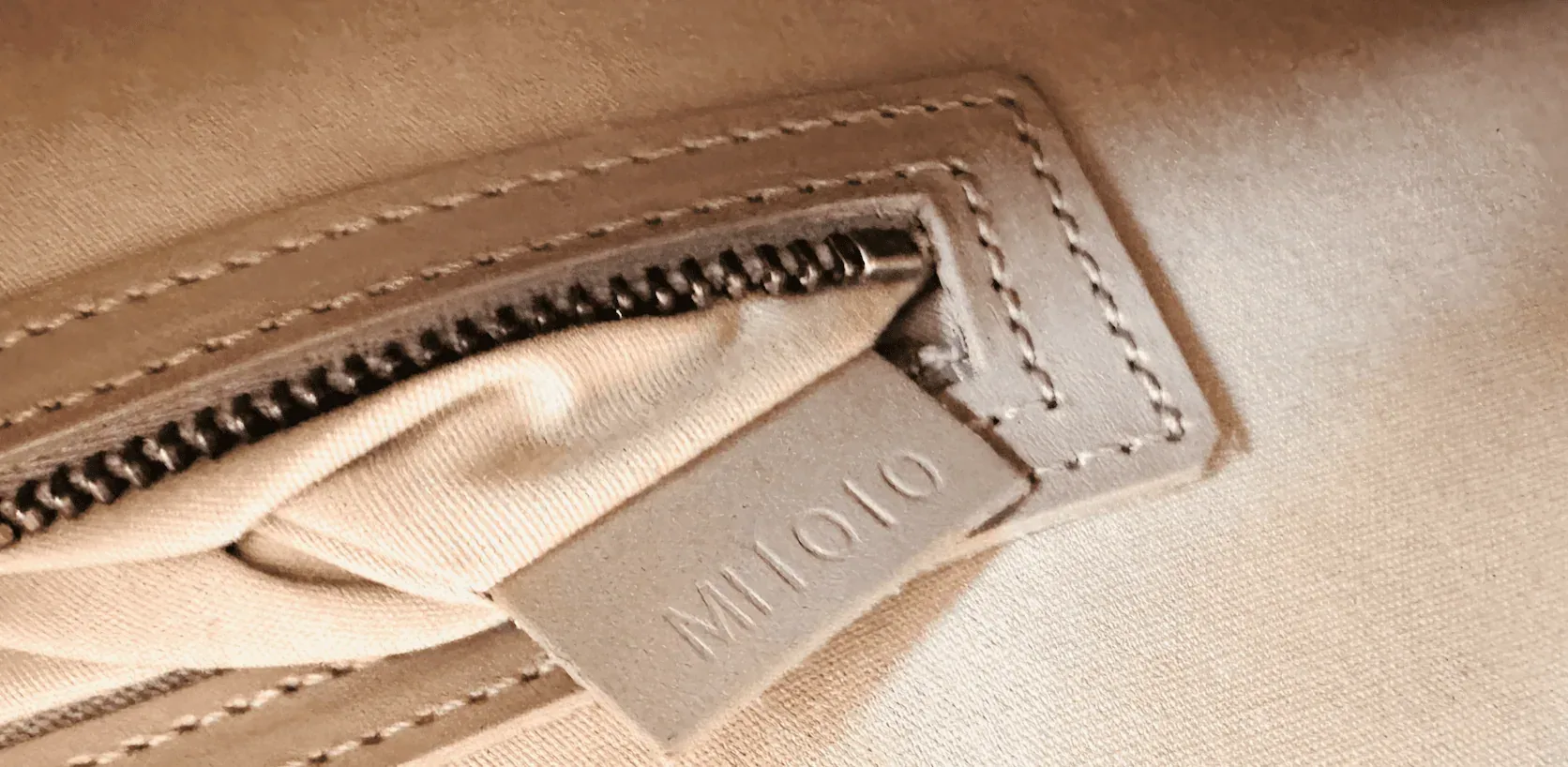 Lilac-Grey Saint Tropez Epi Leather Handbag — image 14