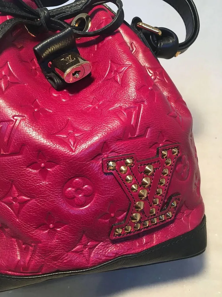 Limited Edition Monogram Double Jeu Neo Noe Cranberry Handbag — image 5