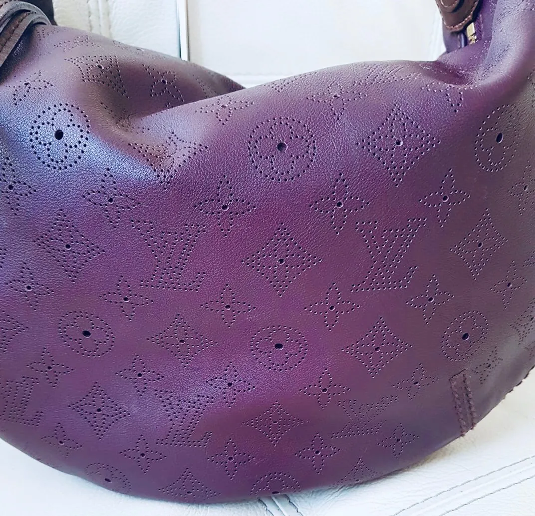 Louis Vuitton Mahina Onatah GM Aubergine Leather Hobo Bag — image 11