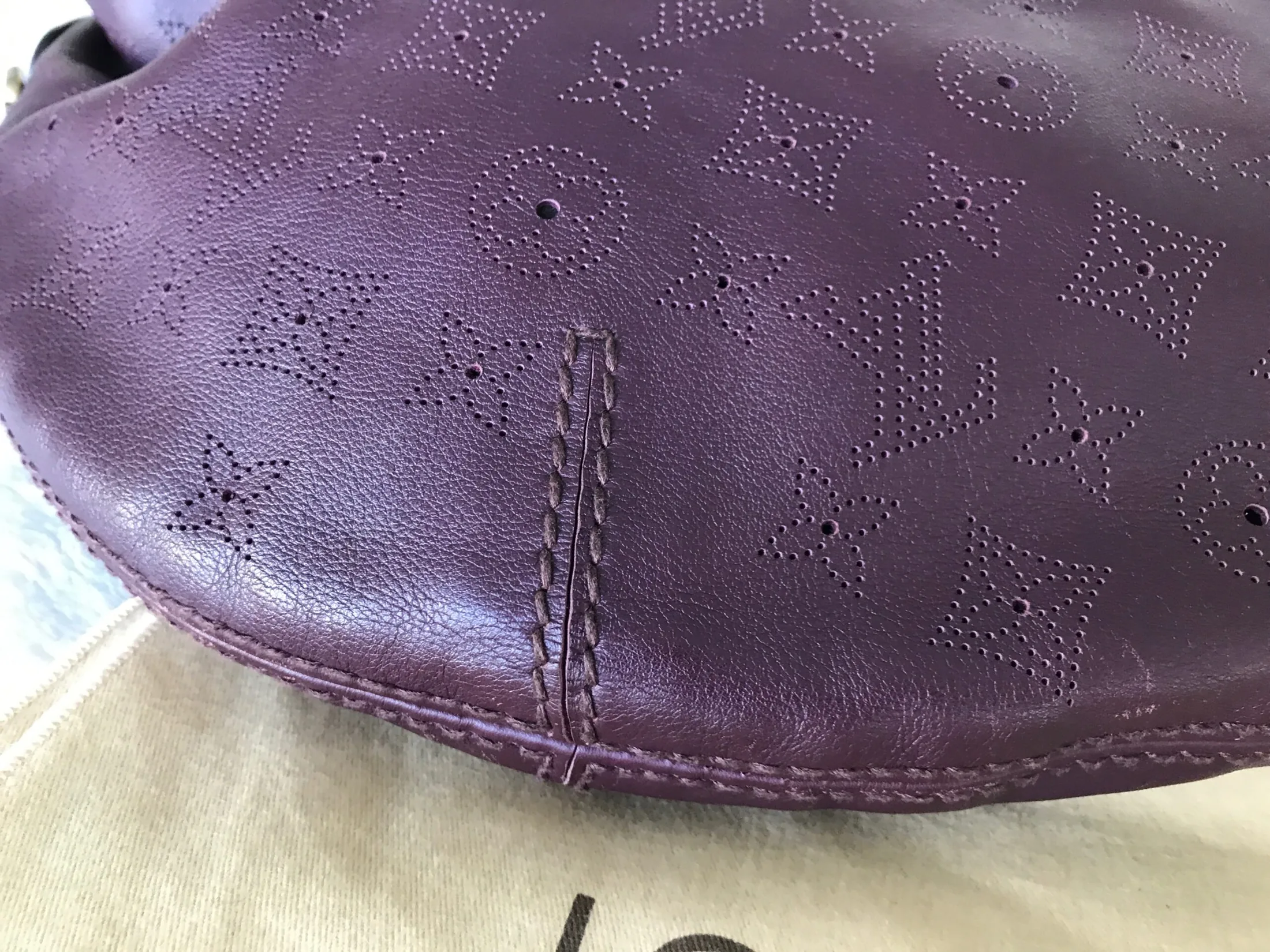 Louis Vuitton Mahina Onatah GM Aubergine Leather Hobo Bag — image 13