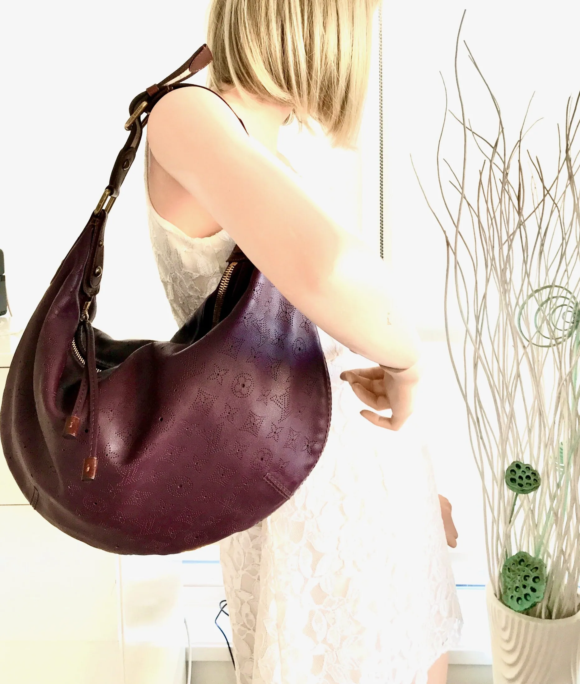 Louis Vuitton Mahina Onatah GM Aubergine Leather Hobo Bag — image 17