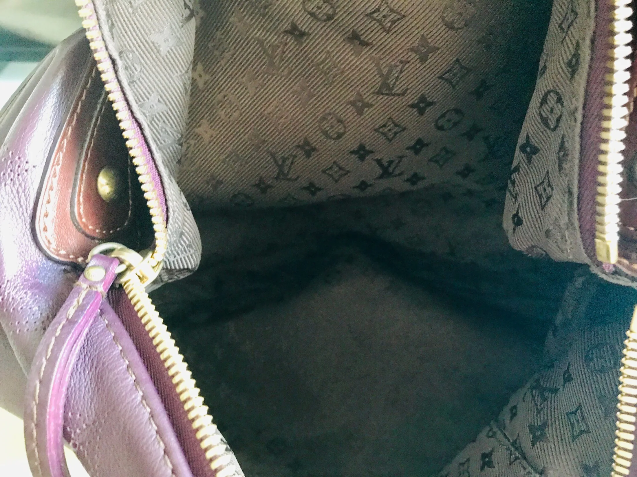 Louis Vuitton Mahina Onatah GM Aubergine Leather Hobo Bag — image 19