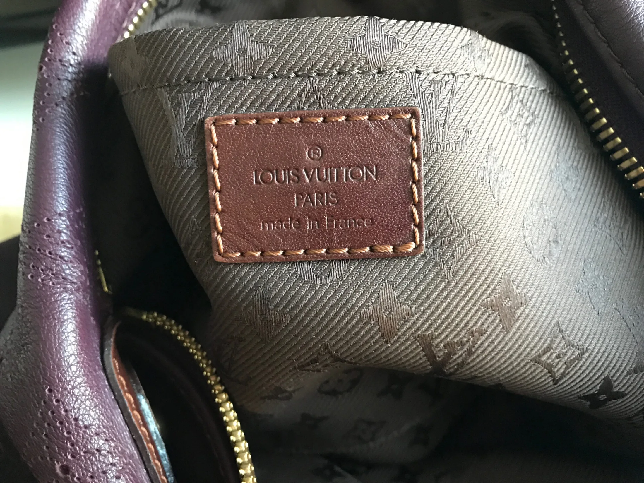 Louis Vuitton Mahina Onatah GM Aubergine Leather Hobo Bag — image 20
