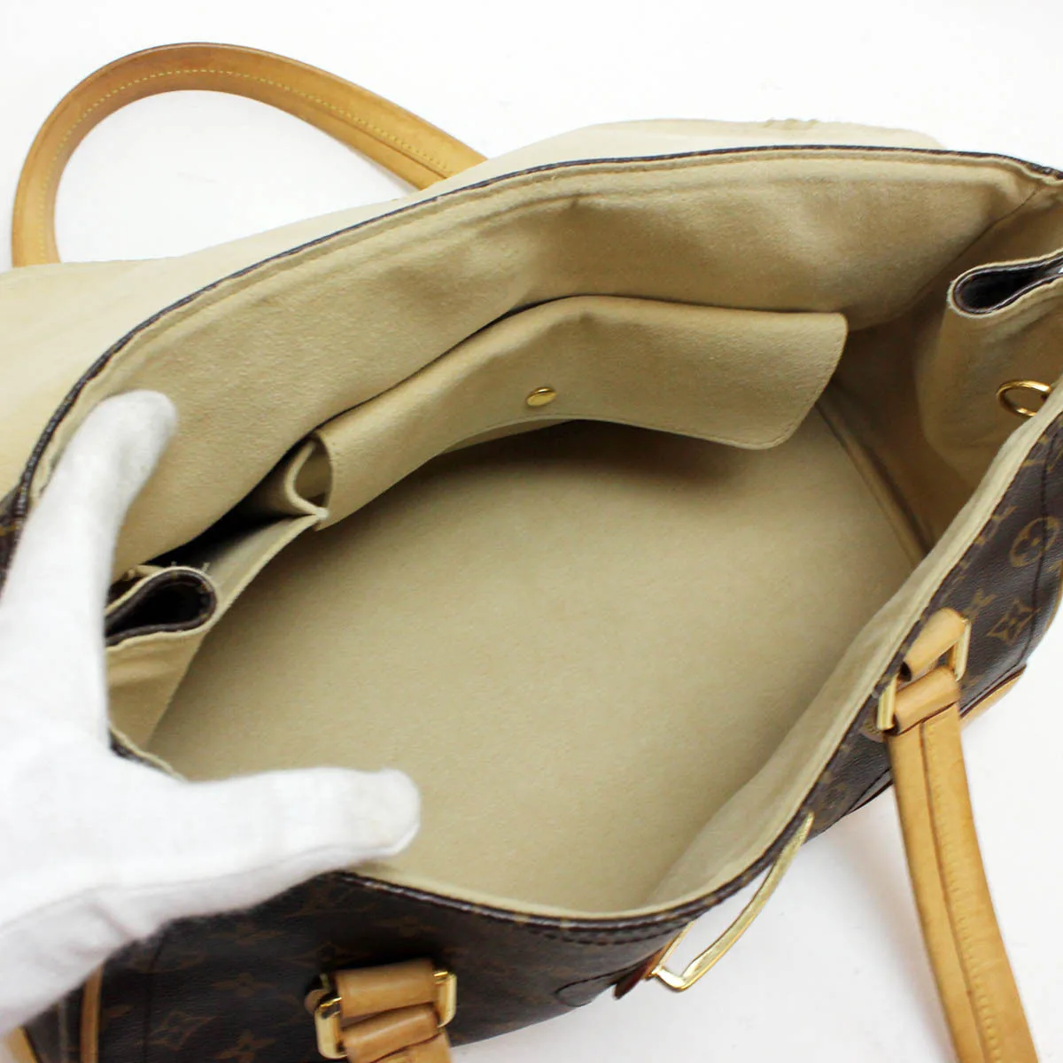 Louis Vuitton Monogram Beverly GM Handbag — image 11