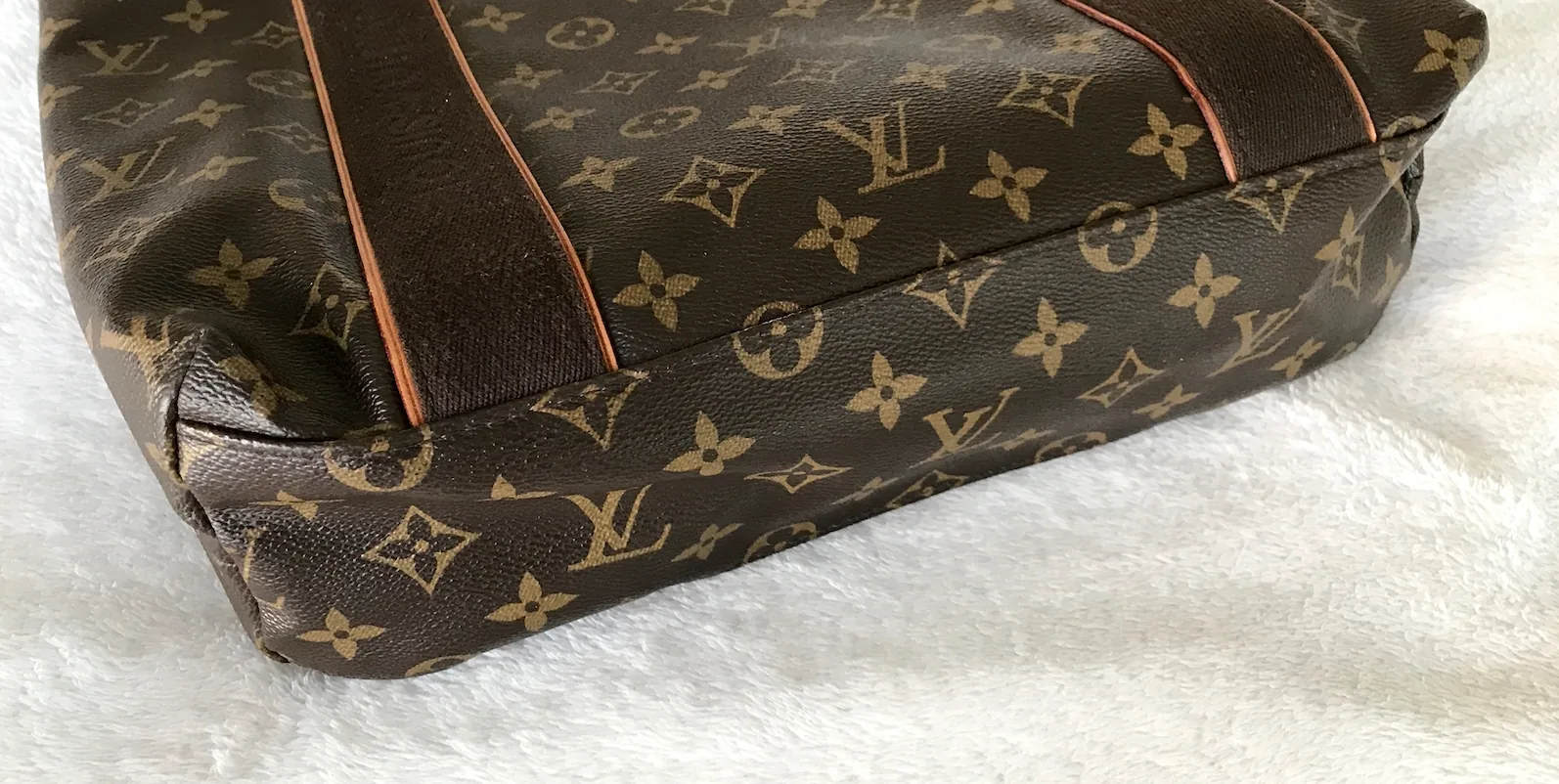 Monogram Canvas Cabas Beaubourg Tote Bag — image 17