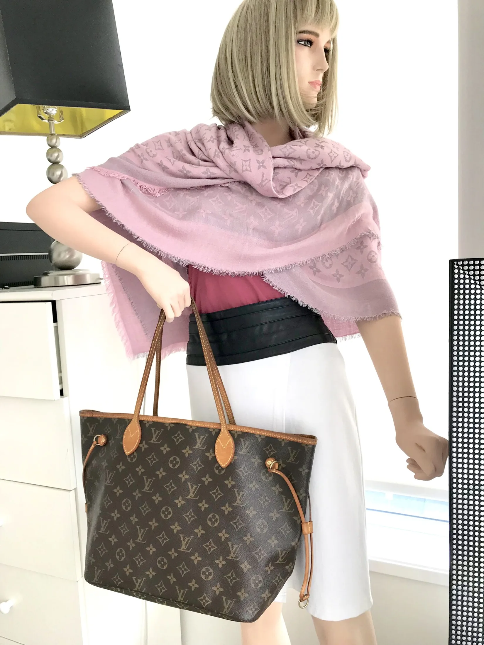 Monogram Neverfull MM Tote Bag — image 4