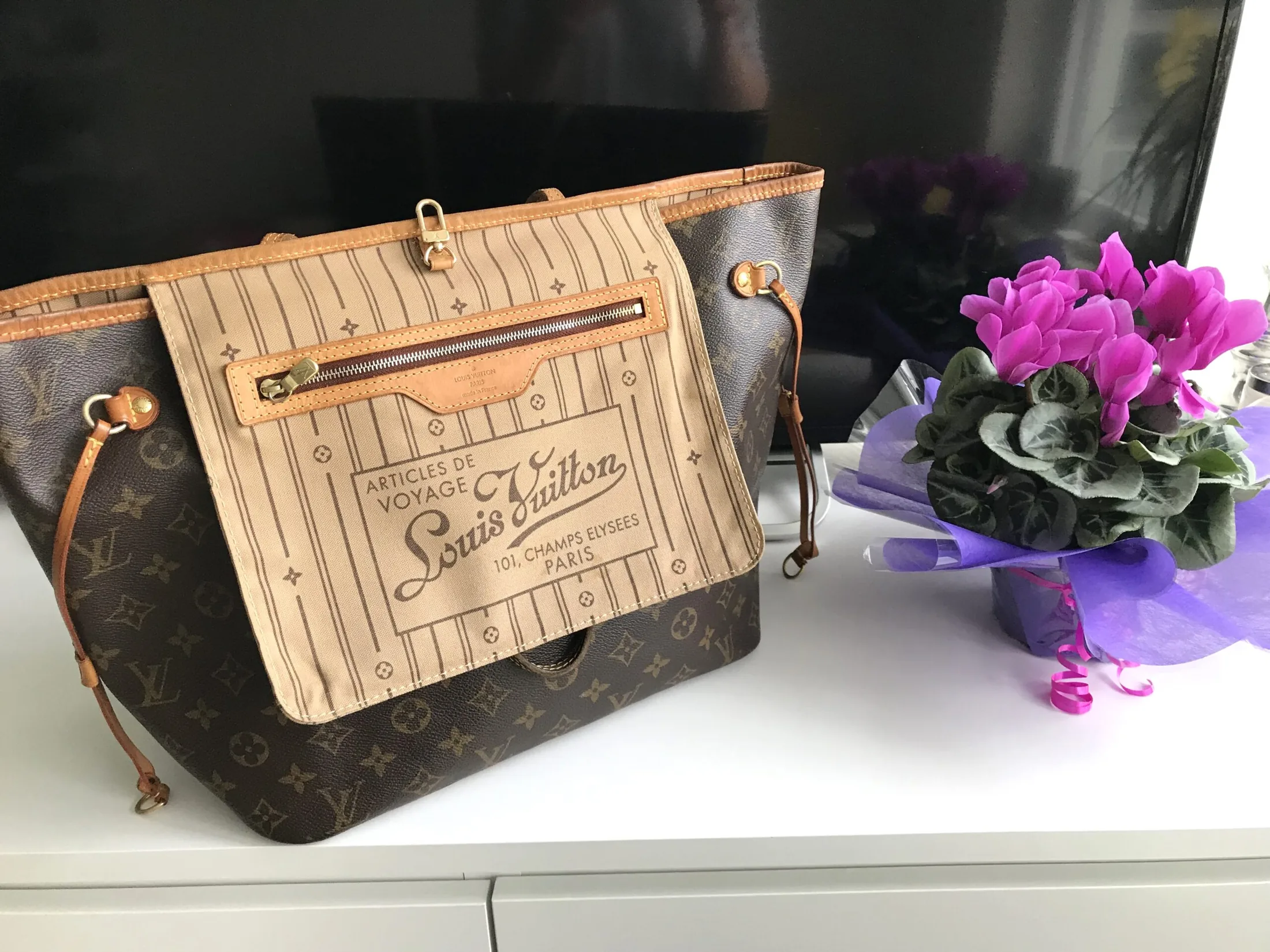 Monogram Neverfull MM Tote Bag — image 5