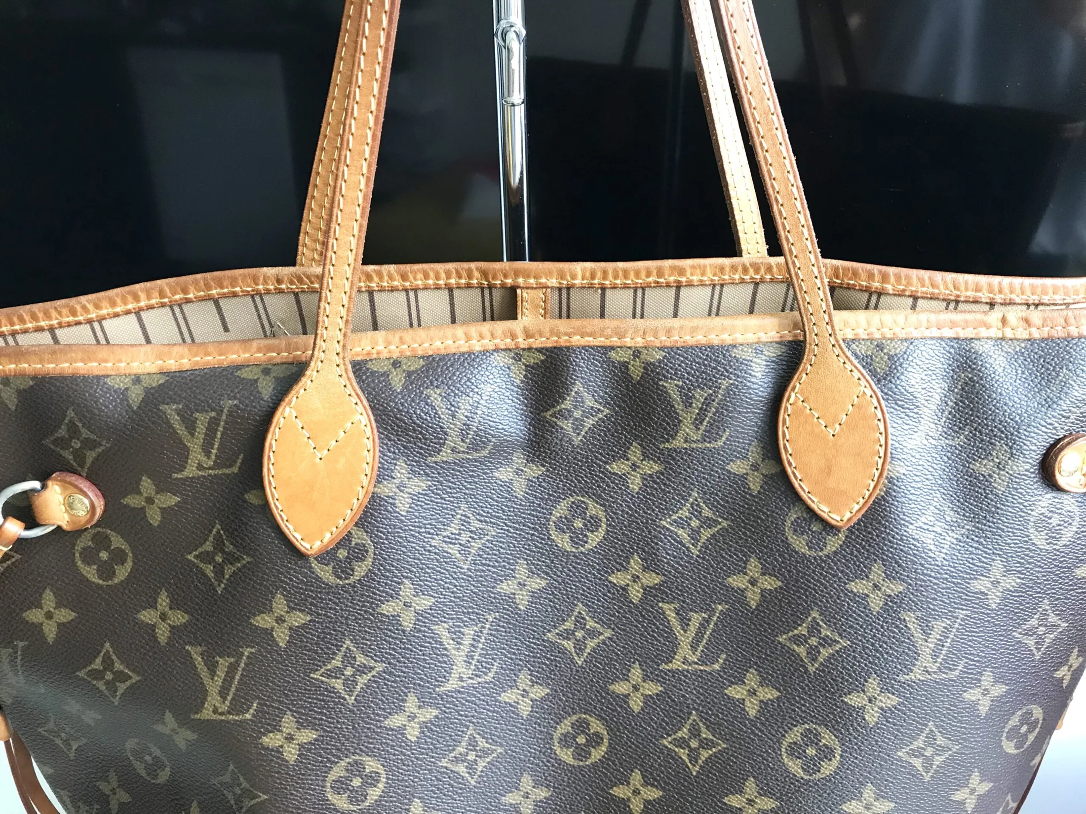 Monogram Neverfull MM Tote Bag — image 7
