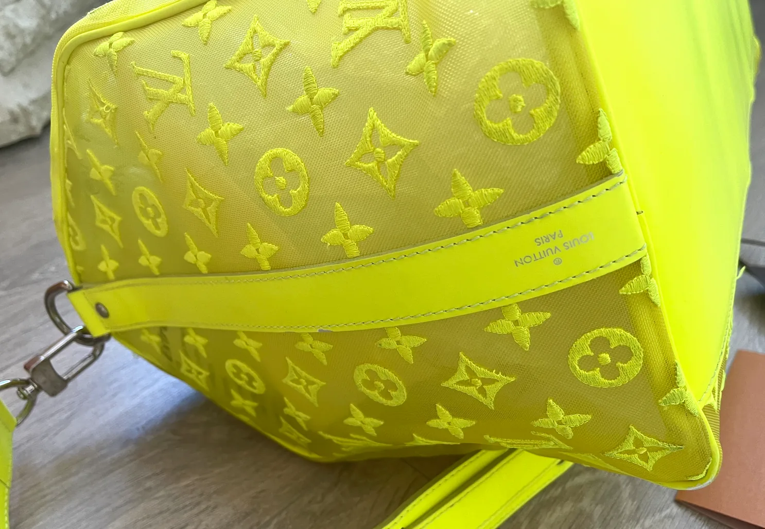 Monogram See Through Mesh Neon Keepall Bandoulière 50 Handbag — image 12