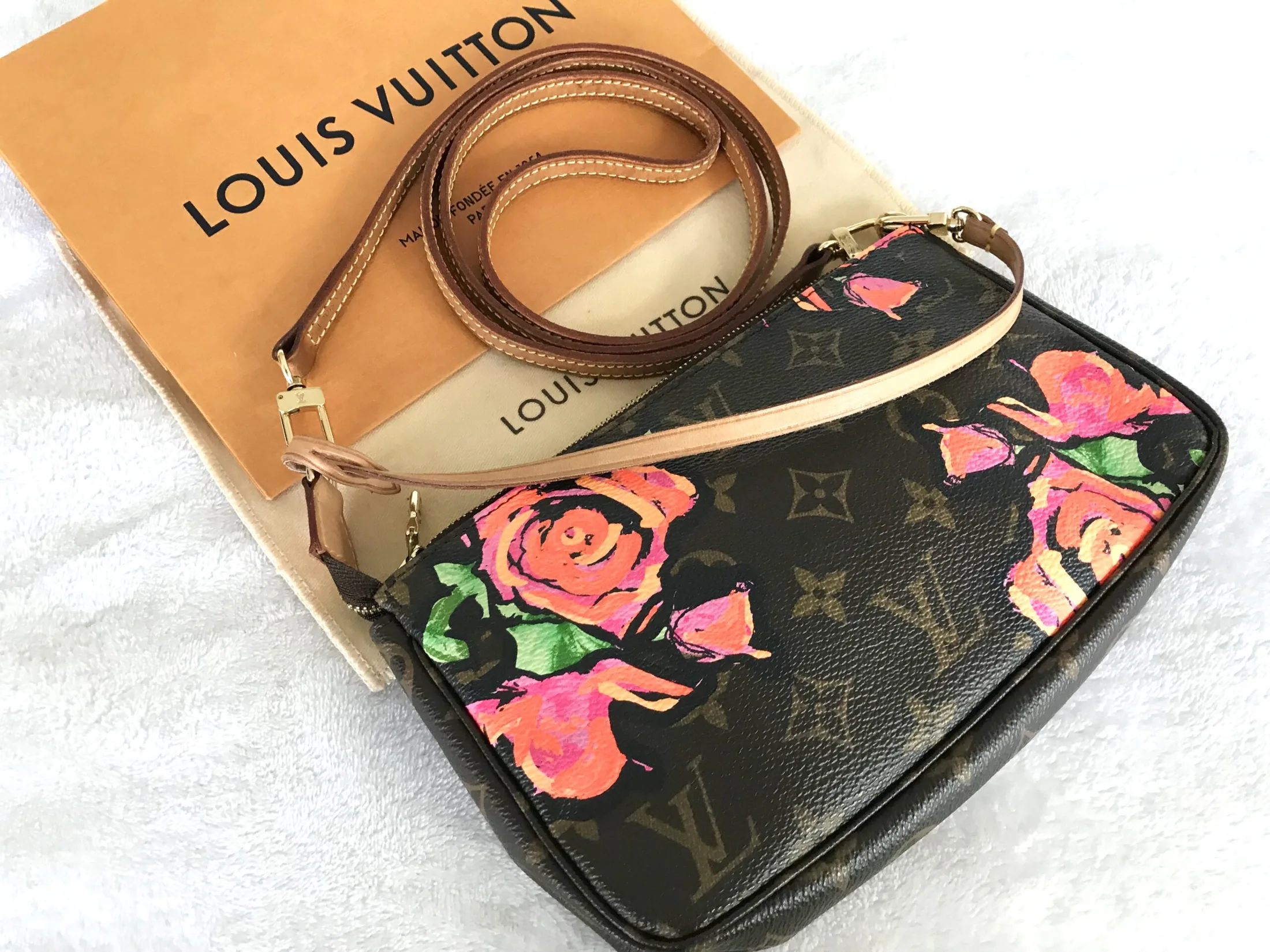 Monogram Stephen Sprouse Roses Pochette