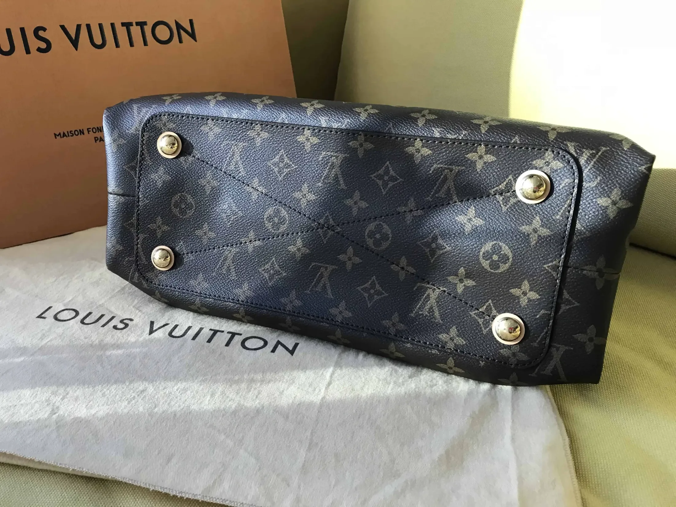 Louis Vuitton Olympe Aurore Plumped Monogram Handbag — image 8