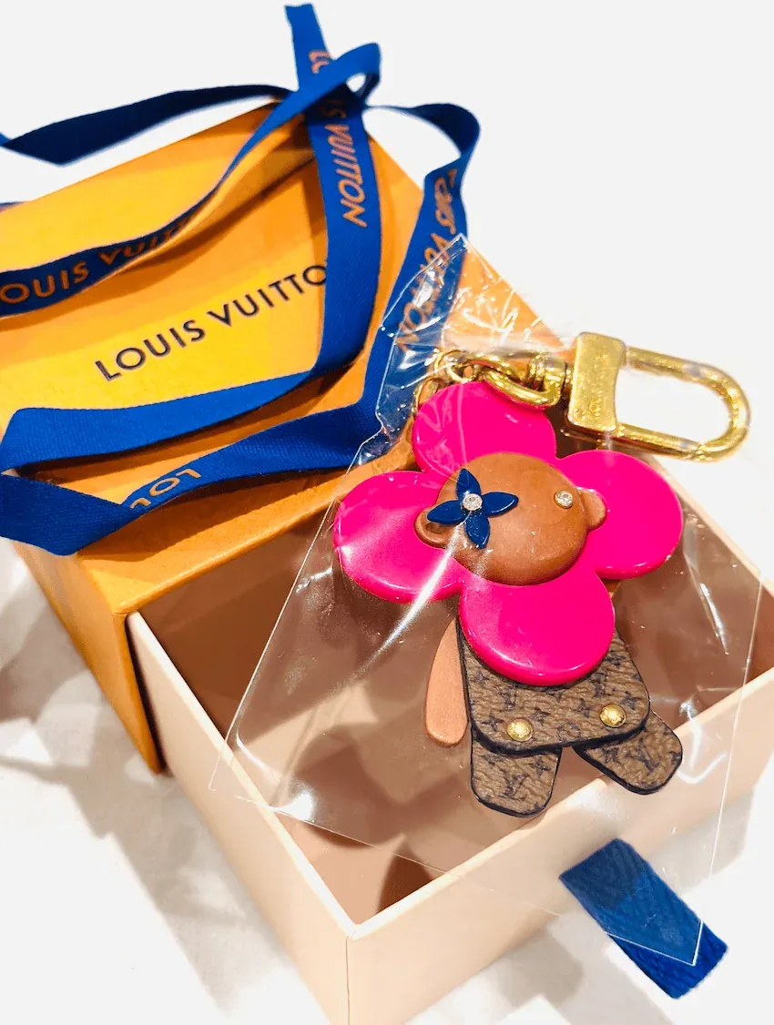 Louis Vuitton Pink Resin Puppet Monogram Flower Wood Vivienne Key Holder/Bag Charm — image 3