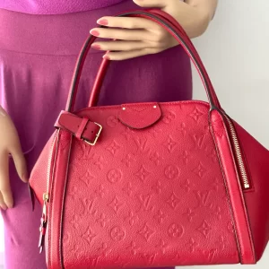Red Empriente Marais MM Handbag
