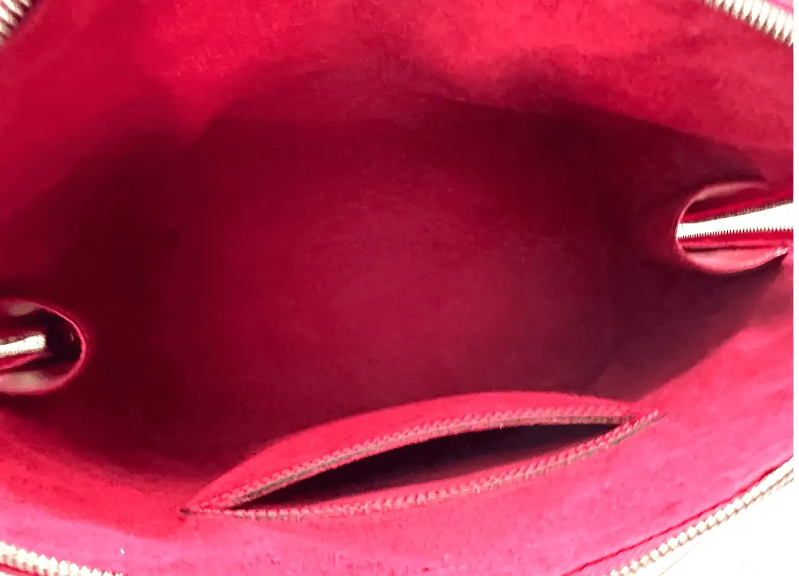 Red Epi Leather Alma PM — image 10