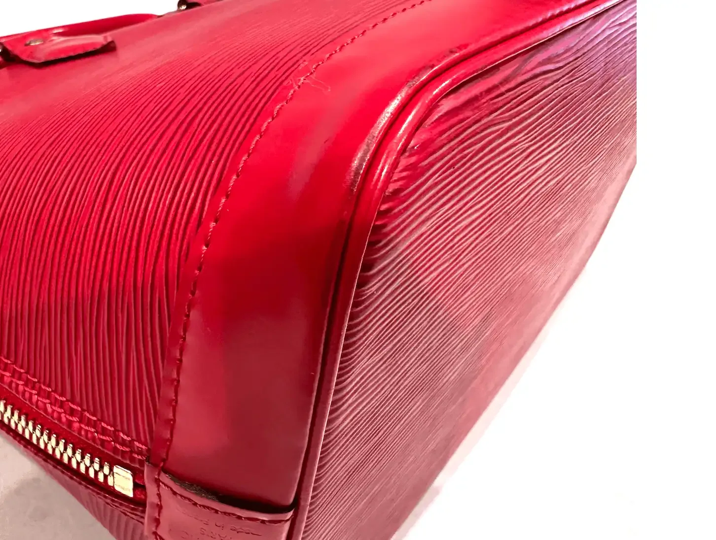 Red Epi Leather Alma PM — image 12