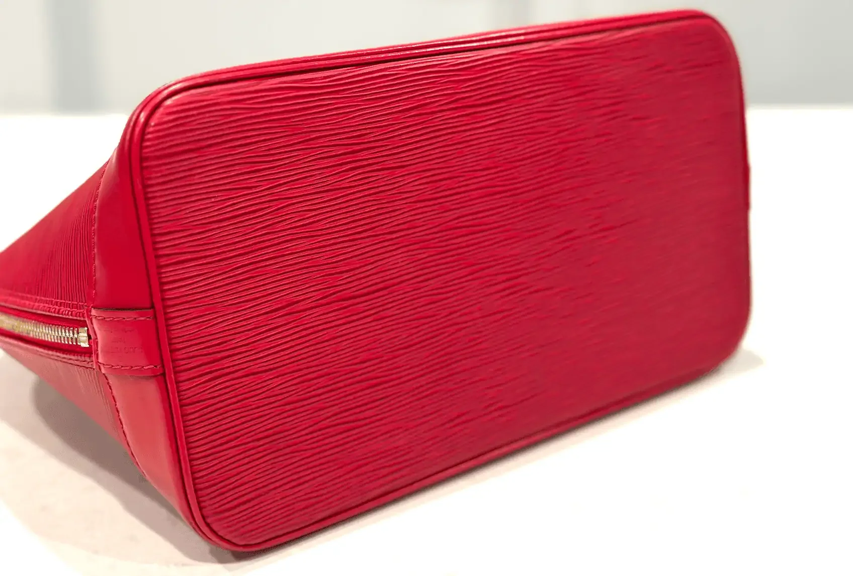 Red Epi Leather Alma PM — image 13