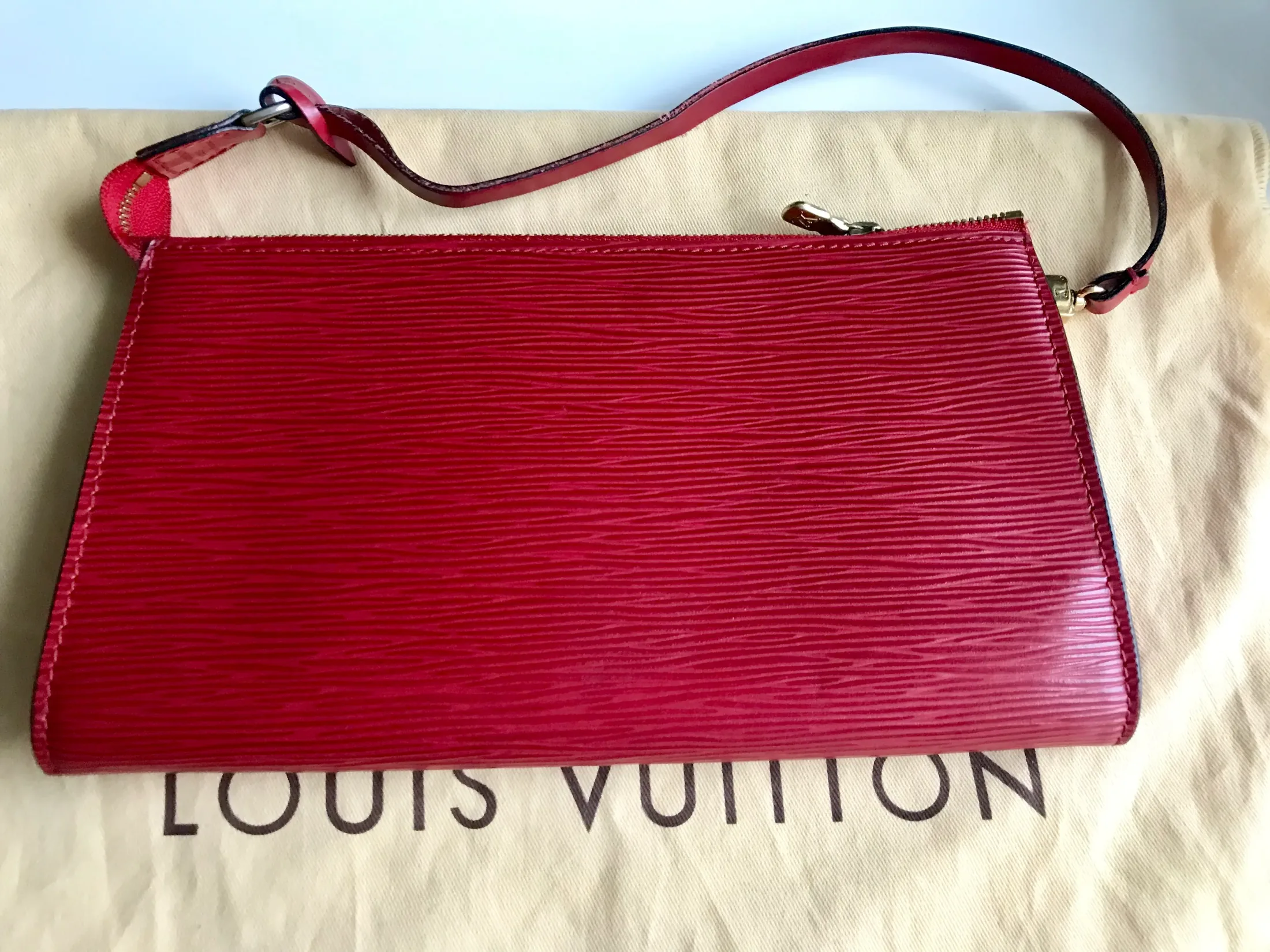 Red Epi Leather Pochette Handbag — image 5