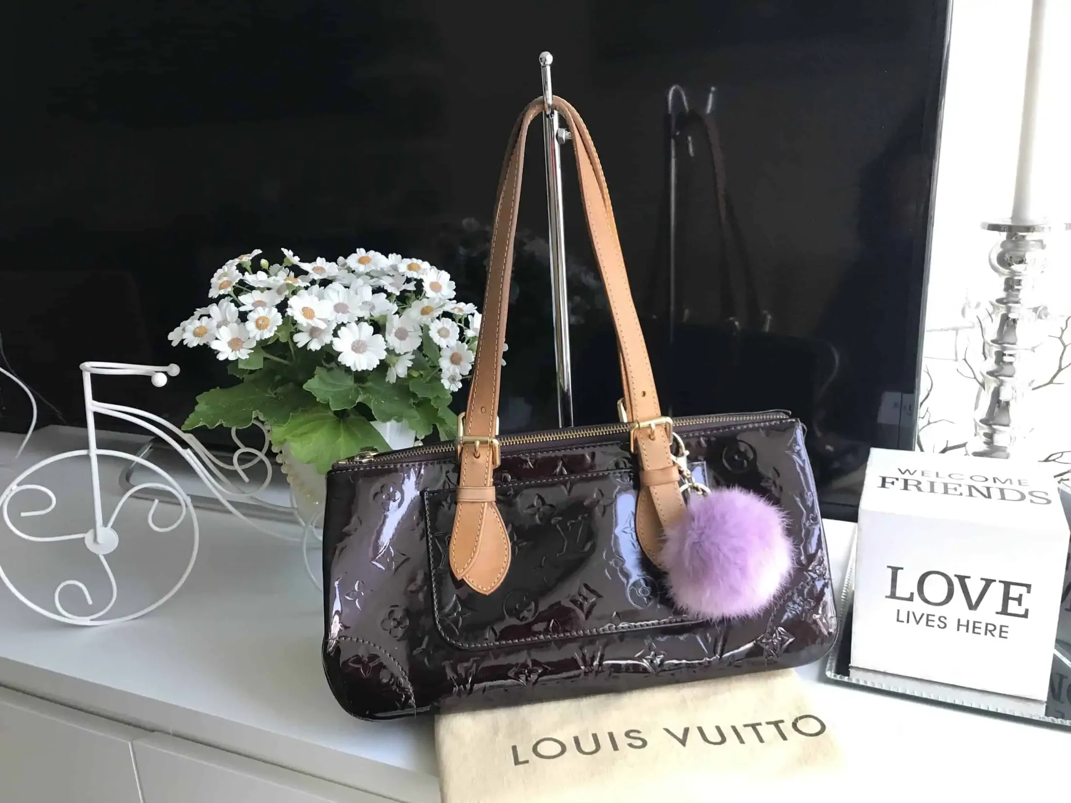 Louis Vuitton Rosewood Avenue Amarante Vernis Leather Handbag