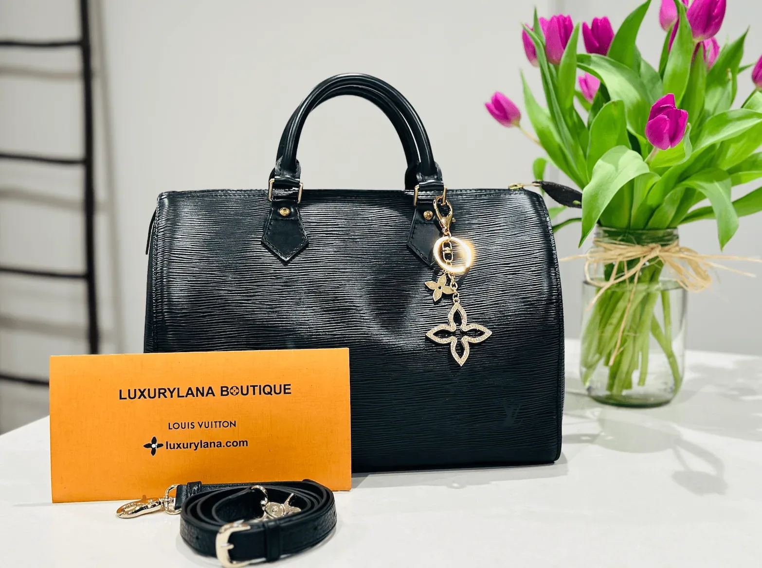 Speedy 30 Black Epi Leather Handbag — image 2