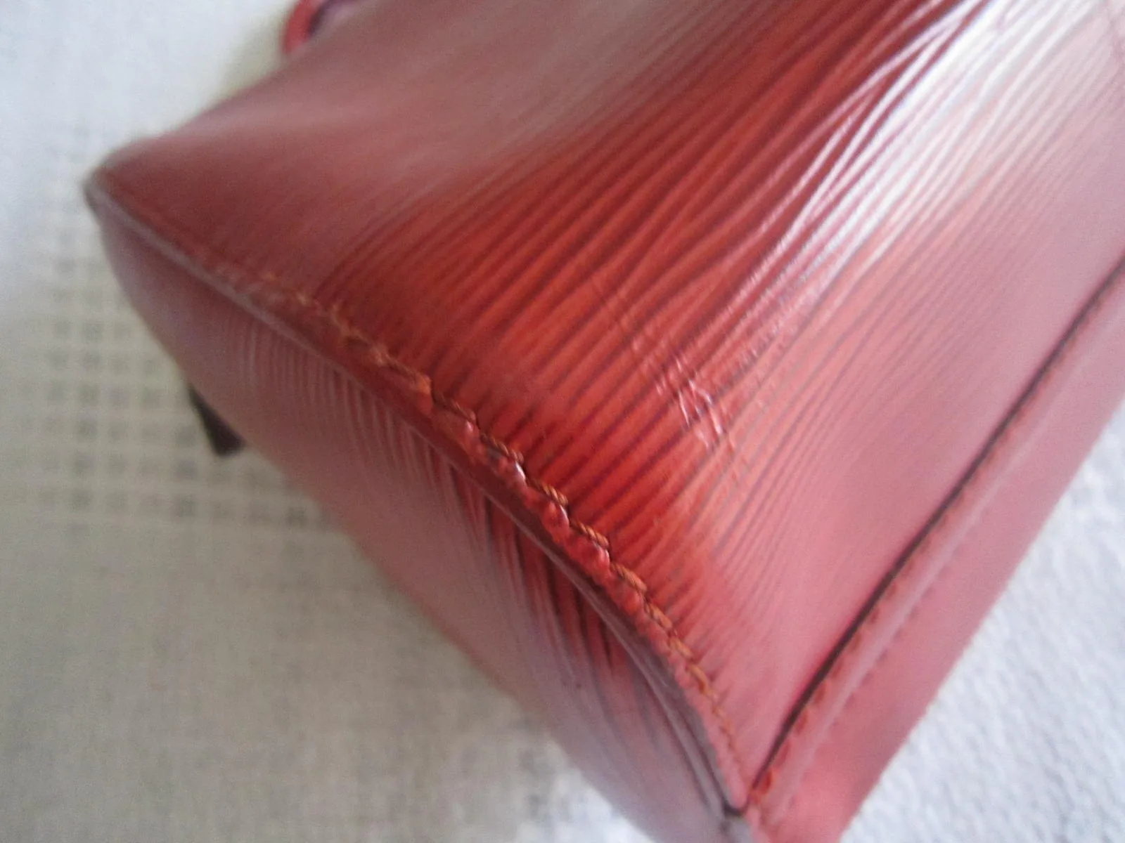 Red Epi Leather Speedy 30 Handbag — image 4