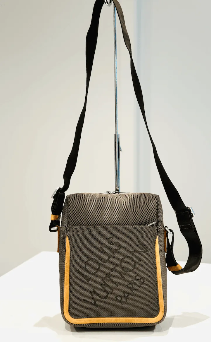 Terre Citadin Damier Geant Messenger Bag — image 5