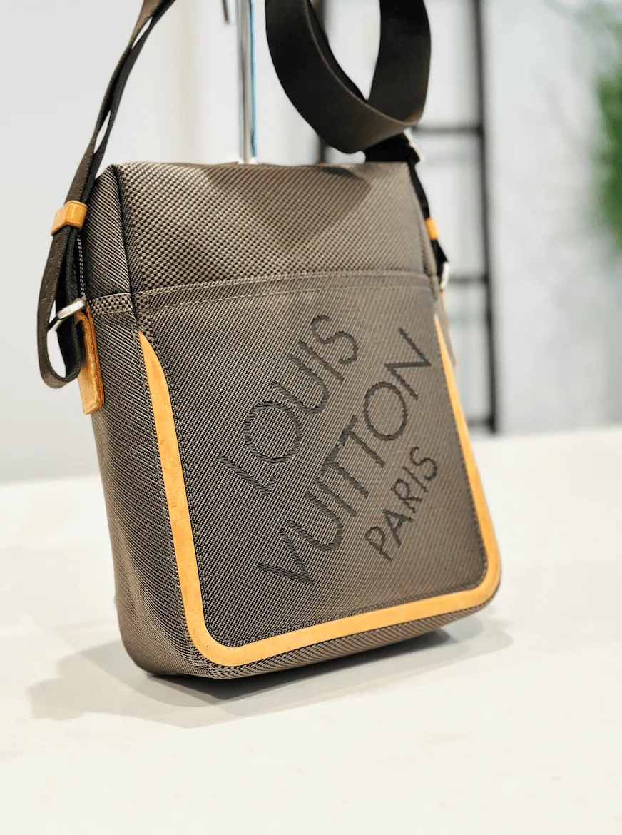 Terre Citadin Damier Geant Messenger Bag — image 6
