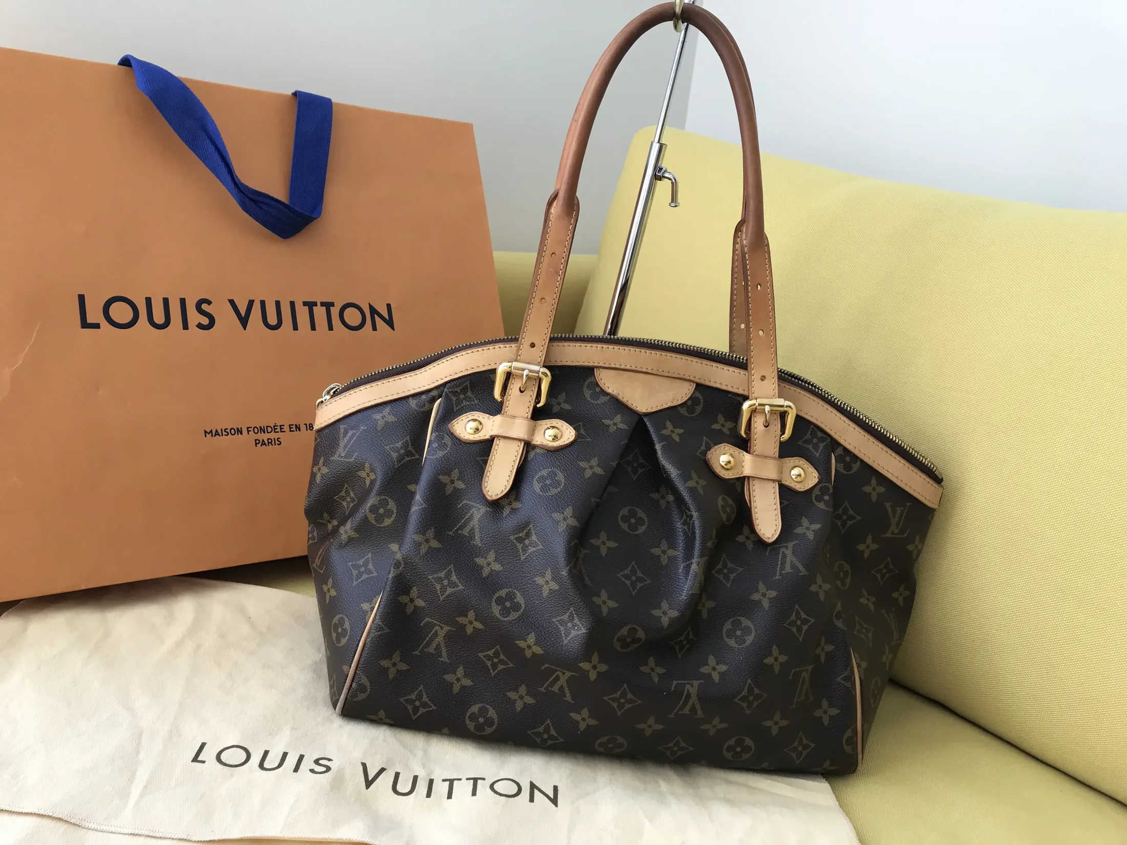 Tivoli GM Monogram Tote Handbag — image 3