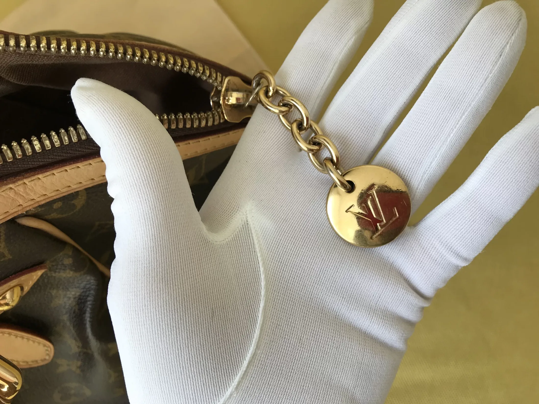 Tivoli GM Monogram Tote Handbag — image 4