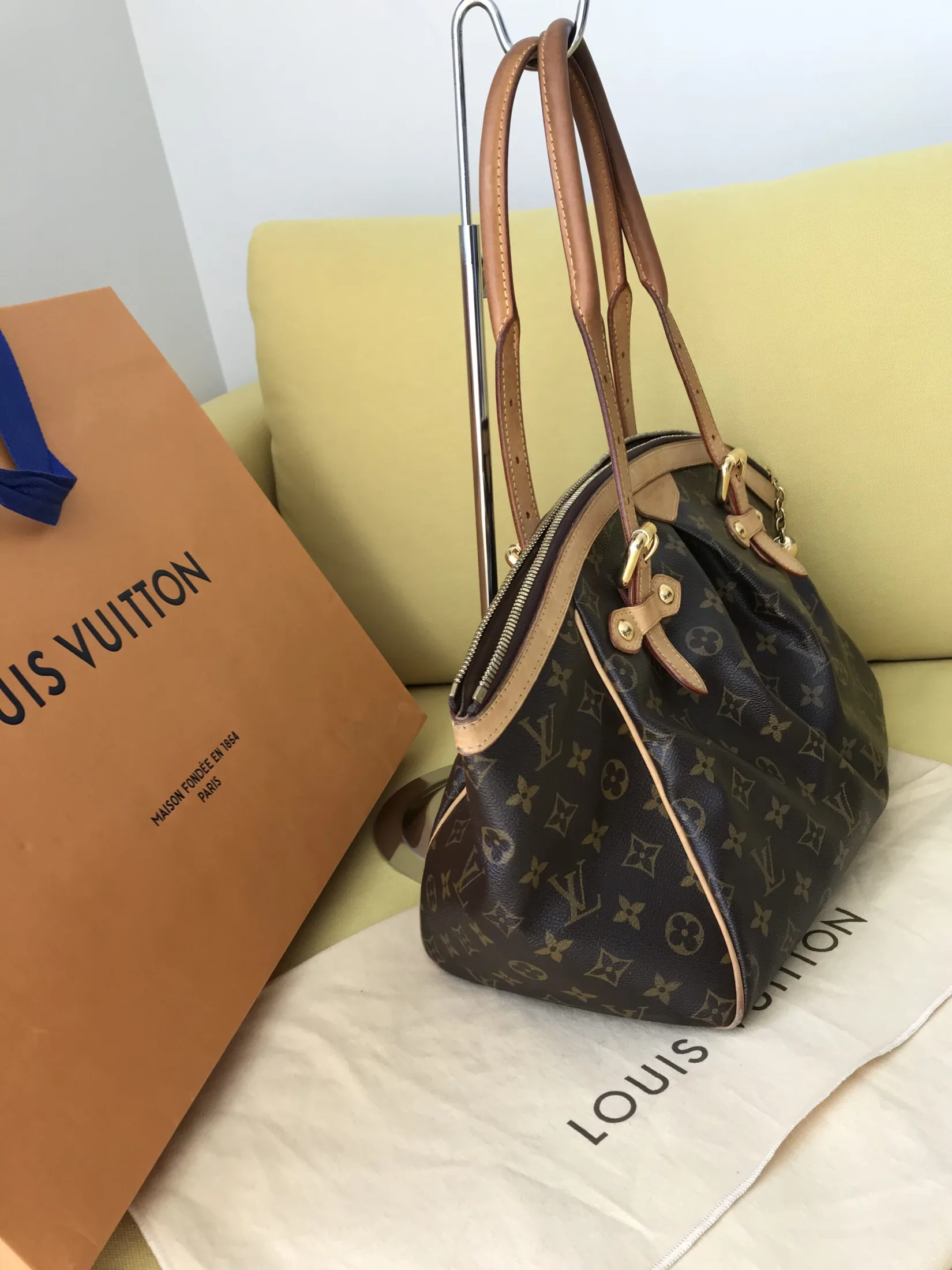 Tivoli GM Monogram Tote Handbag — image 5