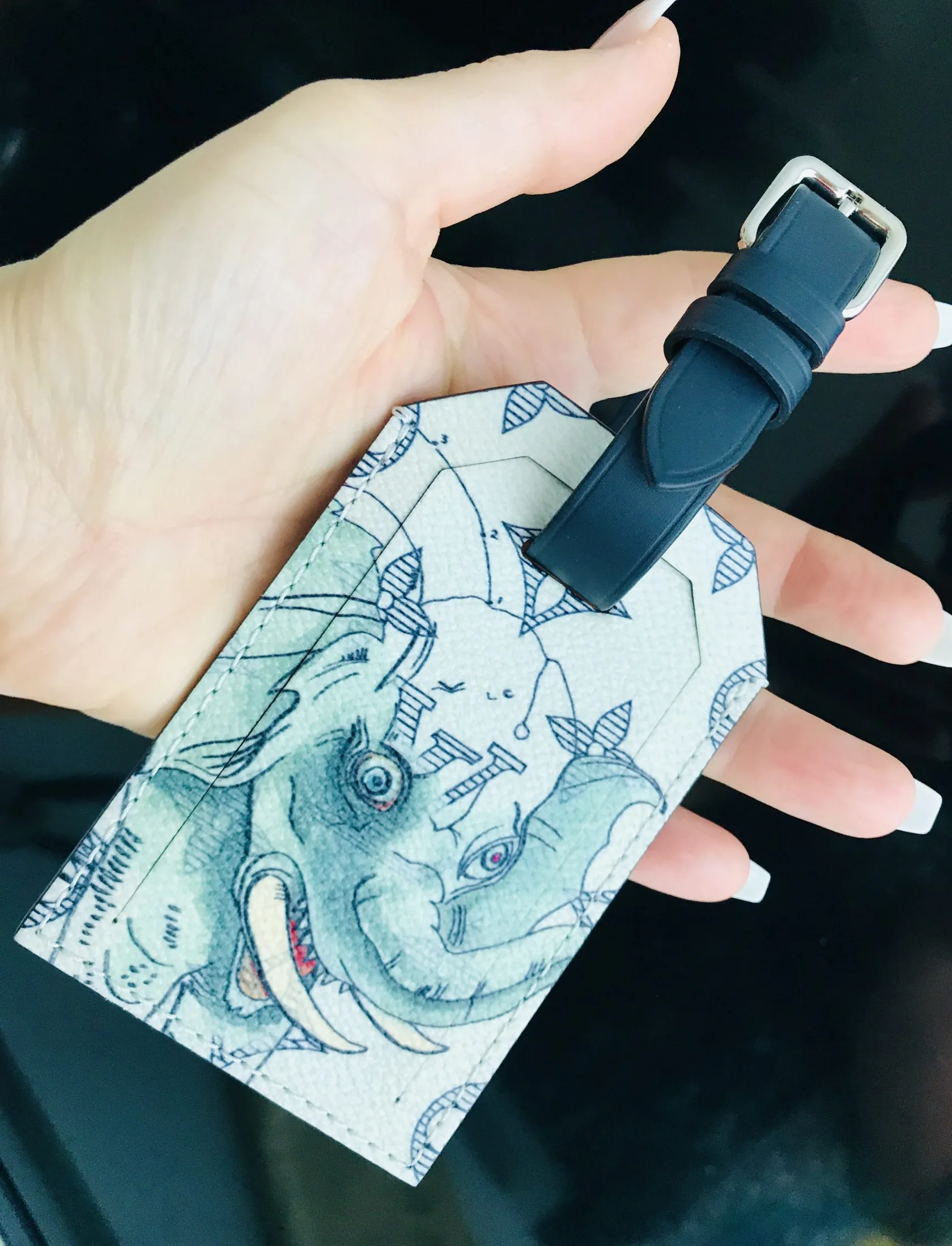 Louis Vuitton Savanna Collaboration White Elephant Chapman Name Tag — image 4