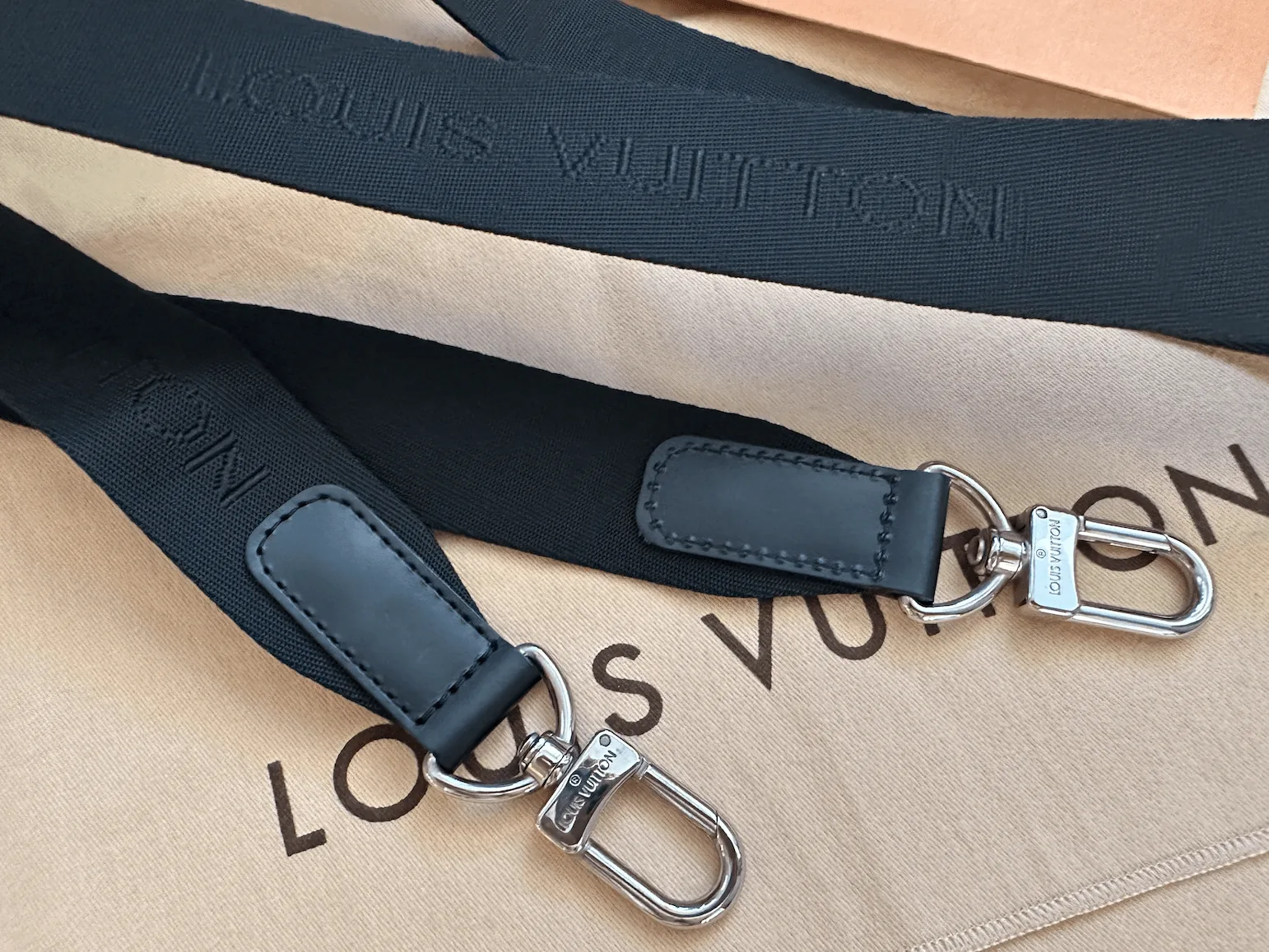Signature Adjustable Canvas Shoulder/Crossbody Strap Black — image 5