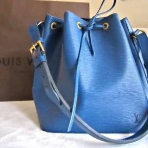 Blue Epi Petit Noe Shoulder Drawstring Bag