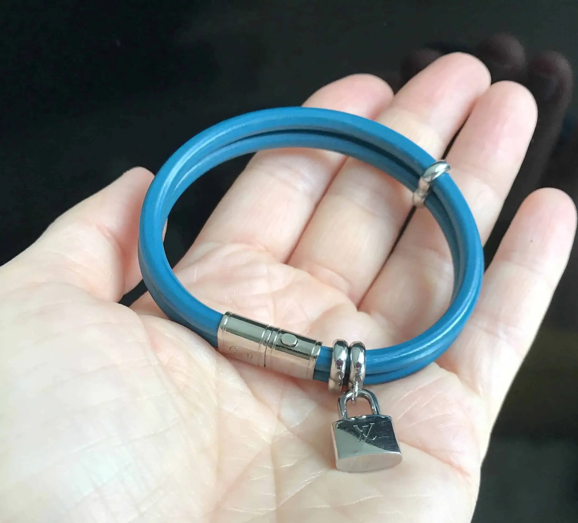 Louis Vuitton Keep it Twice Sapphire Charm Bracelet — image 4