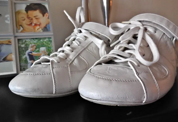 White Globe Trotter Embossed Leather Sneakers — image 4