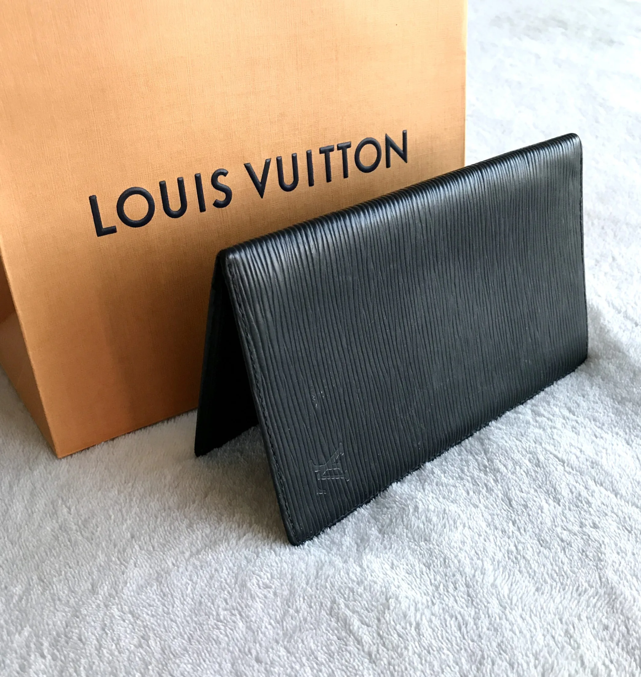 Black Epi Leather Porte Shekel Cult Credit Wallet — image 2