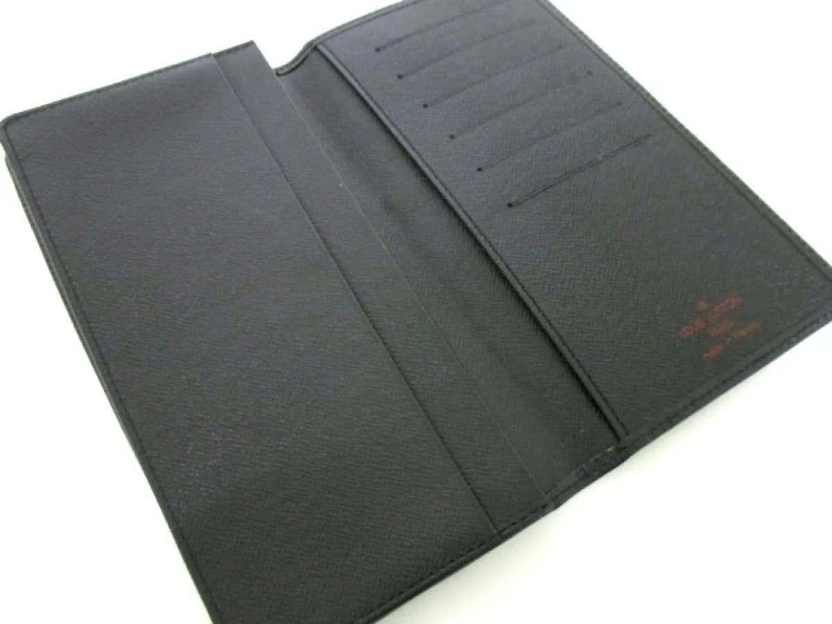 Black Epi Porte Cartes Credit Bifold Wallet — image 4